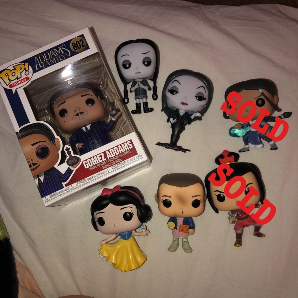 COPY - POP / FUNKO COLLECTABLE FIGURES ❤️🧡💛💚💙